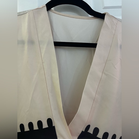 Elegant Black and White Patterned Dress - Picture 7 of 7